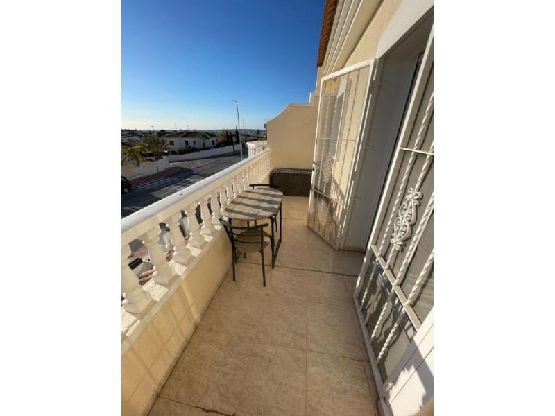 3 soveværelse Semi-Rækkehus til salg i Rojales med swimmingpool - € 244.900 (Ref: 9984891)