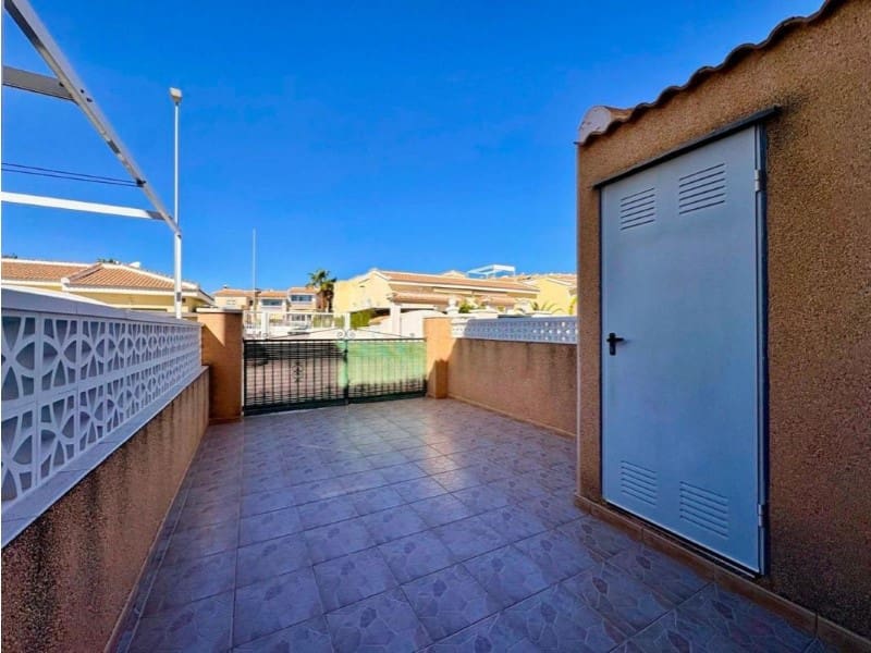 Pareado de 2 habitaciones en Rojales en venta con piscina - 185.000 € (Ref: 9984893)