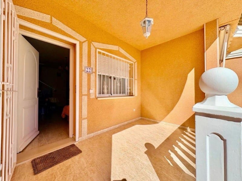 Pareado de 2 habitaciones en Rojales en venta con piscina - 185.000 € (Ref: 9984893)