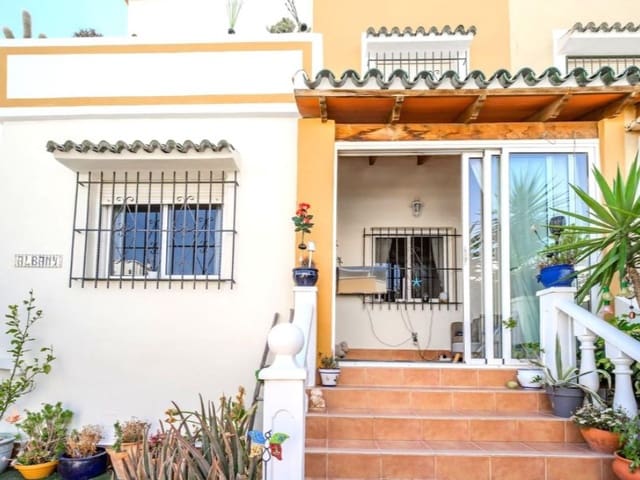 3 camera da letto Villetta Bifamiliare in vendita in La Florida, Orihuela con piscina - 199.950 € (Rif: 9984895)