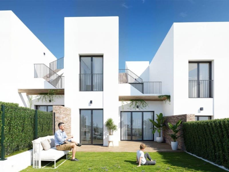 Bungalow de 3 habitaciones en Monforte del Cid en venta con piscina - 365.000 € (Ref: 9984915)