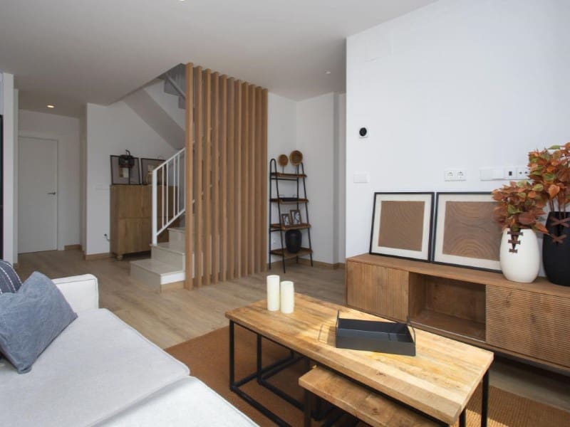 Bungalow de 3 habitaciones en Monforte del Cid en venta con piscina - 365.000 € (Ref: 9984915)