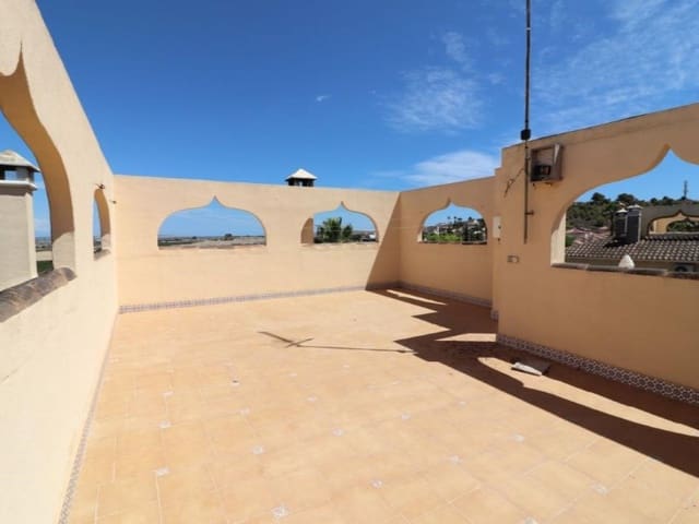 5 soveværelse Villa til salg i Algorfa med swimmingpool - € 418.000 (Ref: 9984920)