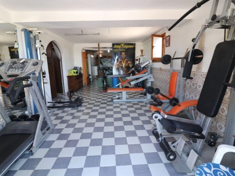 5 soveværelse Villa til salg i Algorfa med swimmingpool - € 418.000 (Ref: 9984920)