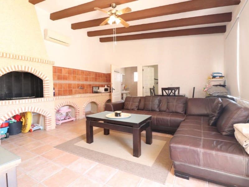 6 chambre Villa/Maison à vendre à Almoradi avec piscine - 595 000 € (Ref: 9984921)