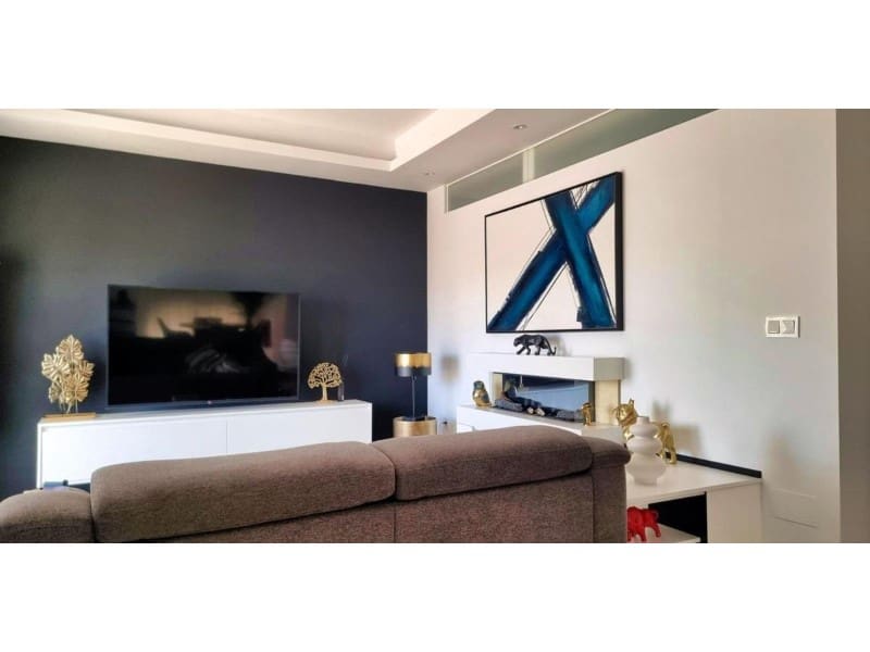 Chalet de 2 habitaciones en Benijófar en venta con piscina - 324.900 € (Ref: 9984923)