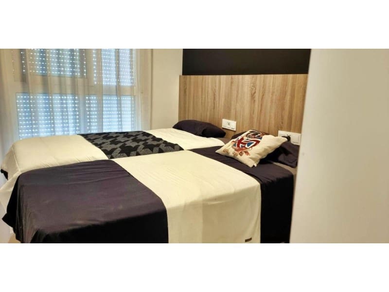 Chalet de 2 habitaciones en Benijófar en venta con piscina - 324.900 € (Ref: 9984923)