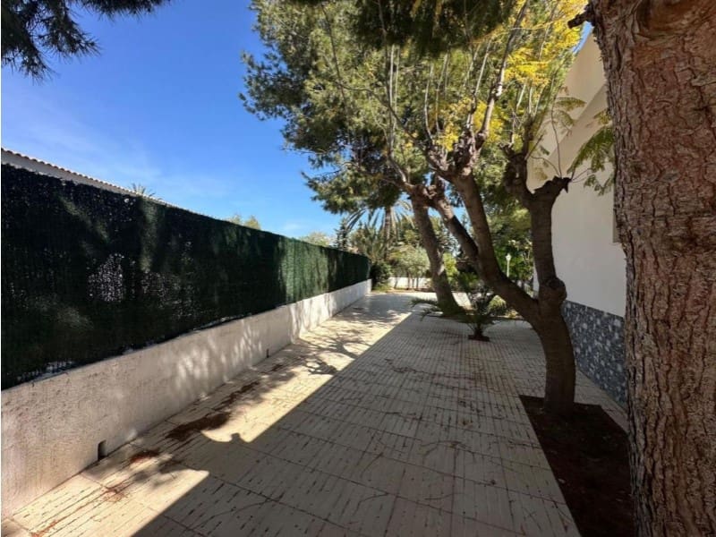 5 soverom Villa til salgs i San Vicente / Sant Vicent del Raspeig - € 590 000 (Ref: 9984928)