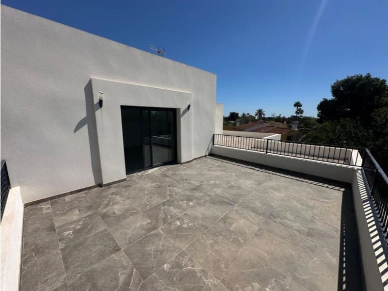 5 soverom Villa til salgs i San Vicente / Sant Vicent del Raspeig - € 590 000 (Ref: 9984928)