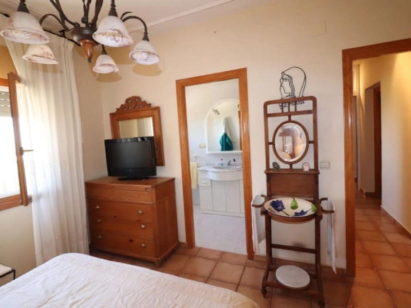 5 soveværelse Villa til salg i Algorfa med swimmingpool - € 418.000 (Ref: 9984932)
