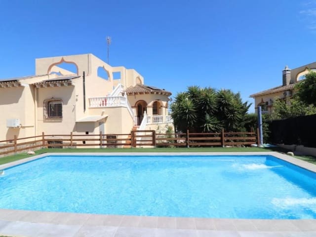 5 soveværelse Villa til salg i Algorfa med swimmingpool - € 418.000 (Ref: 9984932)