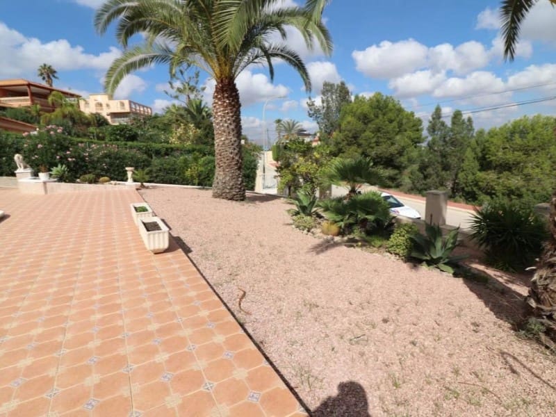 3 soveværelse Villa til salg i Almoradi med swimmingpool - € 585.000 (Ref: 9984934)