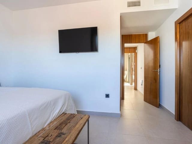 4 sypialnia Willa na sprzedaż w Ciudad Quesada, Rojales z basenem - 699 000 € (Ref: 9984936)