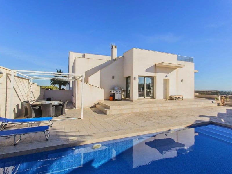3 bedroom Villa for sale in San Miguel de Salinas with pool - € 682,500 (Ref: 9984937)