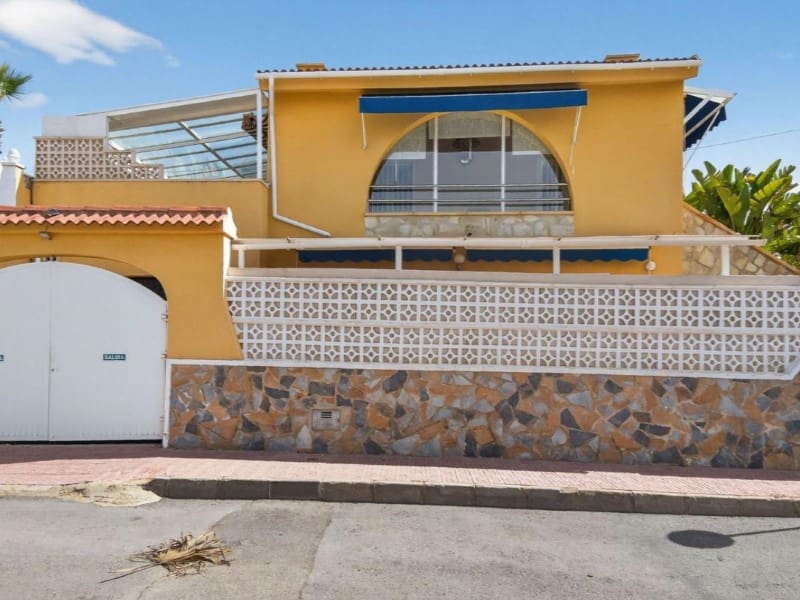 3 soveværelse Villa til salg i San Miguel de Salinas - € 329.500 (Ref: 9984938)