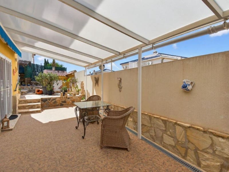 3 soveværelse Villa til salg i San Miguel de Salinas - € 329.500 (Ref: 9984938)