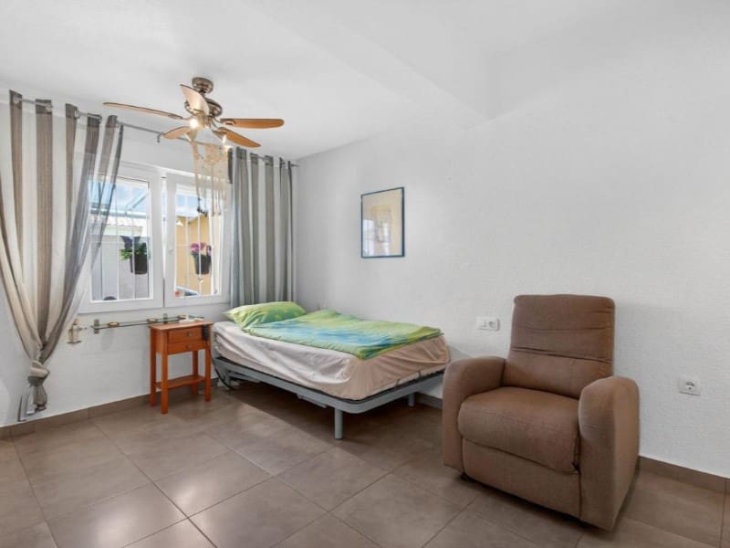 3 soveværelse Villa til salg i San Miguel de Salinas - € 329.500 (Ref: 9984938)