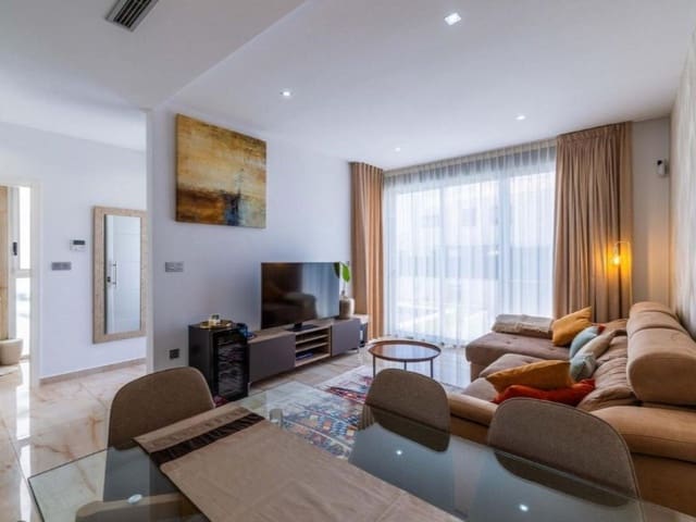 3 soveværelse Villa til salg i Ciudad Quesada, Rojales med swimmingpool - € 399.000 (Ref: 9984942)