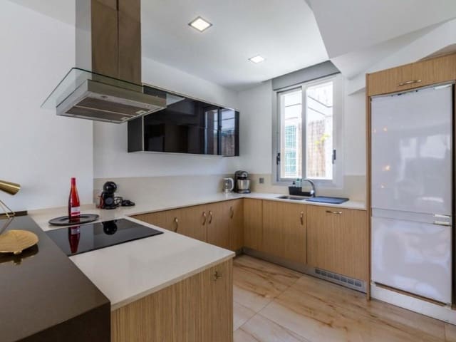3 soveværelse Villa til salg i Ciudad Quesada, Rojales med swimmingpool - € 399.000 (Ref: 9984942)