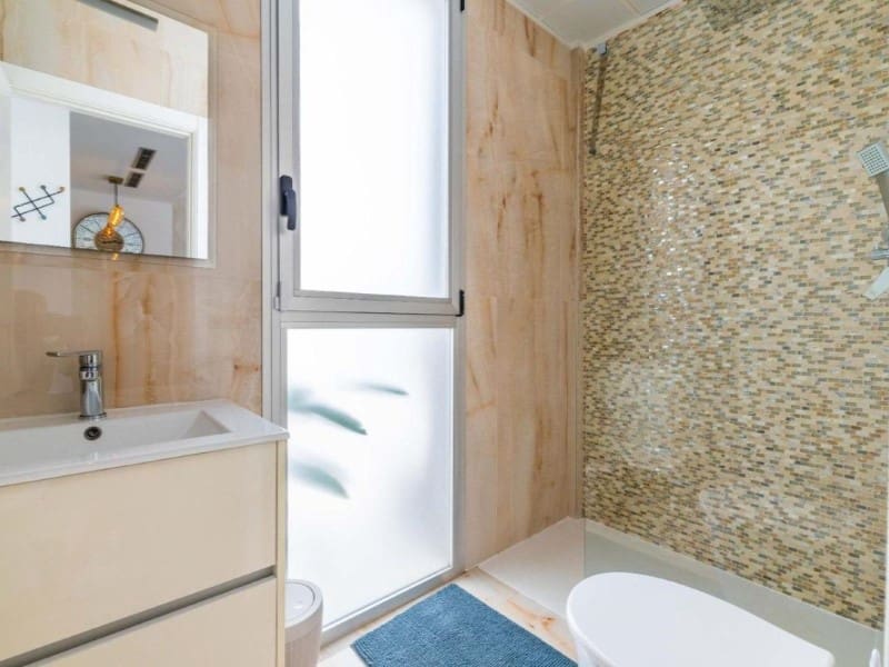 3 soveværelse Villa til salg i Rojales med swimmingpool - € 399.000 (Ref: 9984942)