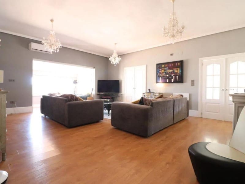 6 soveværelse Villa til salg i Almoradi med swimmingpool - € 595.000 (Ref: 9984943)