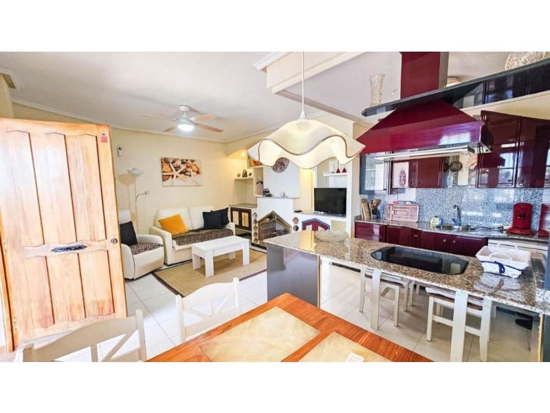 2 camera da letto Villa in vendita in Torrevieja con piscina - 176.000 € (Rif: 9984947)