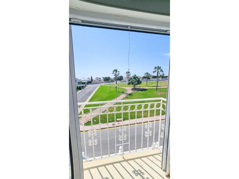 2 camera da letto Villa in vendita in Torrevieja con piscina - 176.000 € (Rif: 9984947)