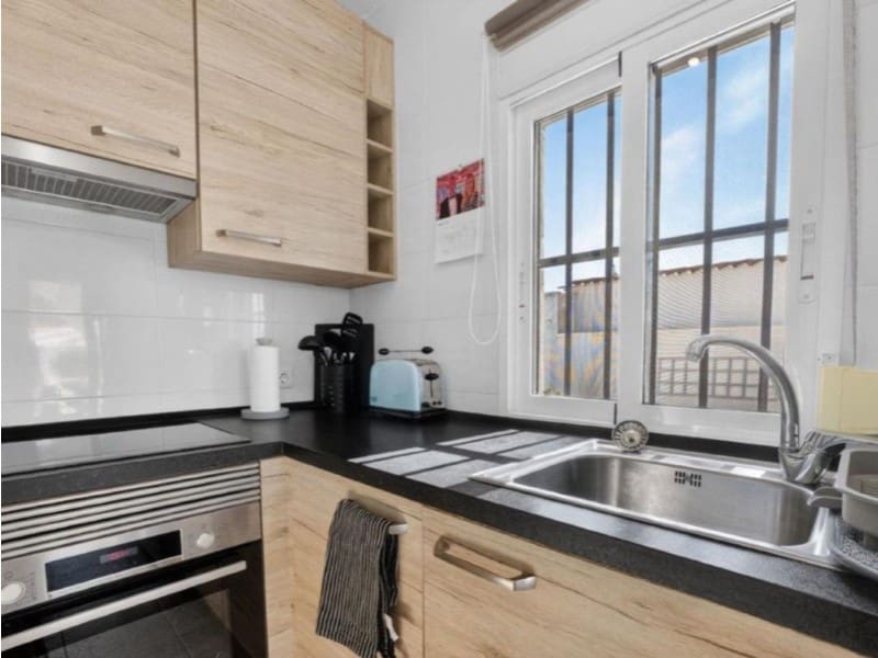 3 bedroom Villa for sale in Torrevieja - € 364,000 (Ref: 9984951)