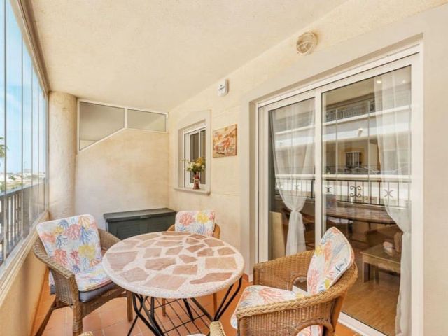 2 bedroom Apartment for sale in Orihuela ciudad, Orihuela with pool - € 149,000 (Ref: 9986821)