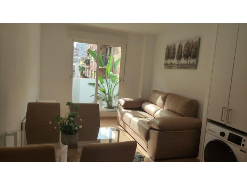 2 slaapkamer Appartement te koop in Alicante stad - € 270.000 (Ref: 9990650)