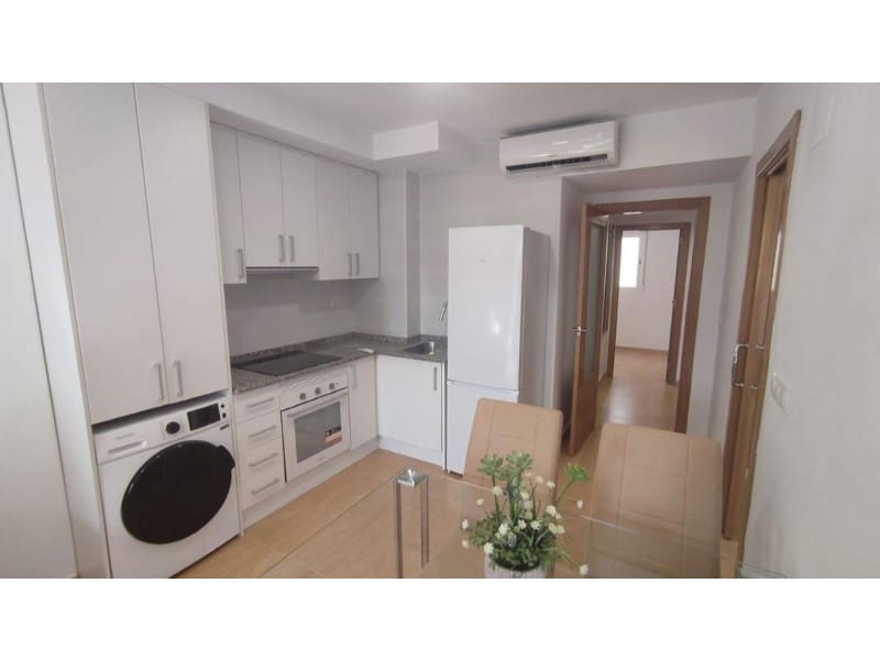2 slaapkamer Appartement te koop in Alicante stad - € 270.000 (Ref: 9990650)