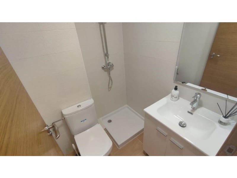 2 slaapkamer Appartement te koop in Alicante stad - € 270.000 (Ref: 9990650)