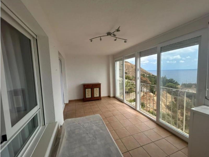 2 slaapkamer Appartement te koop in Benidorm met zwembad - € 485.000 (Ref: 9990657)