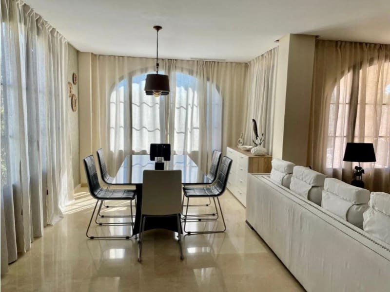 3 slaapkamer Villa te koop in Finestrat met zwembad - € 680.000 (Ref: 9990659)