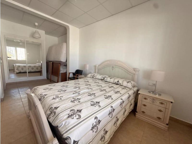 4 quarto Moradia para venda em Calpe / Calp com piscina - 690 000 € (Ref: 9990661)