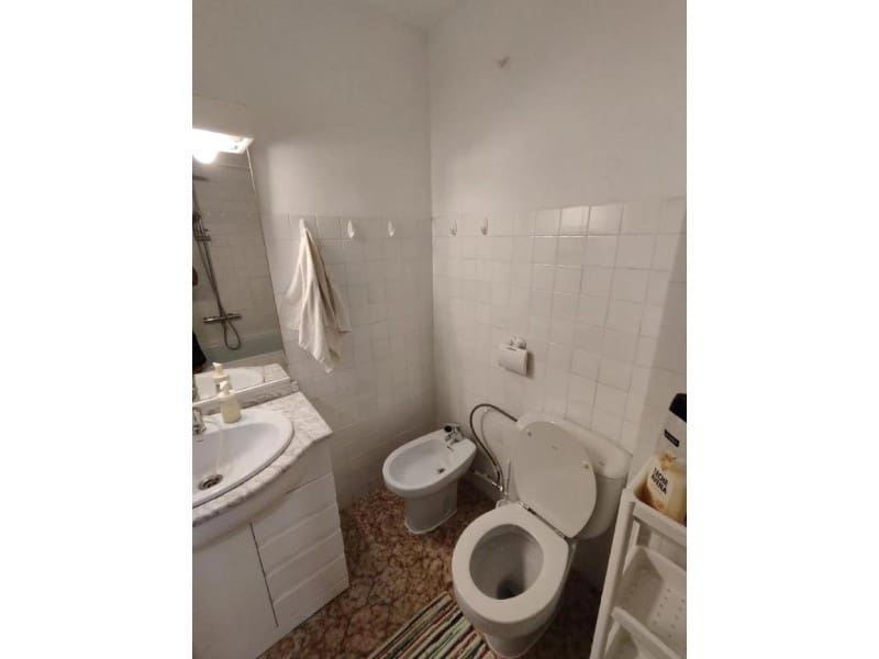 3 quarto Apartamento para venda em Alicante cidade - 140 000 € (Ref: 9990664)
