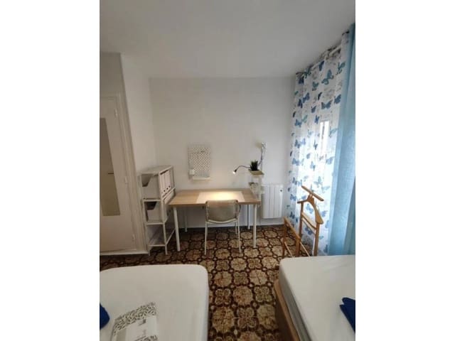 3 quarto Apartamento para venda em Juan XXIII, Alicante cidade - 140 000 € (Ref: 9990664)
