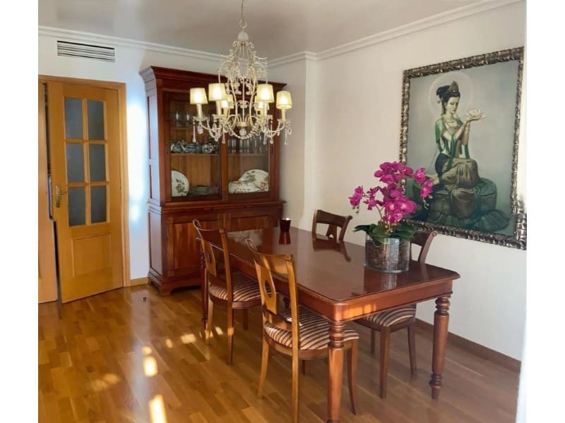 Apartamento de 3 habitaciones en Alicante / Alacant ciudad en venta con piscina - 395.000 € (Ref: 9990665)