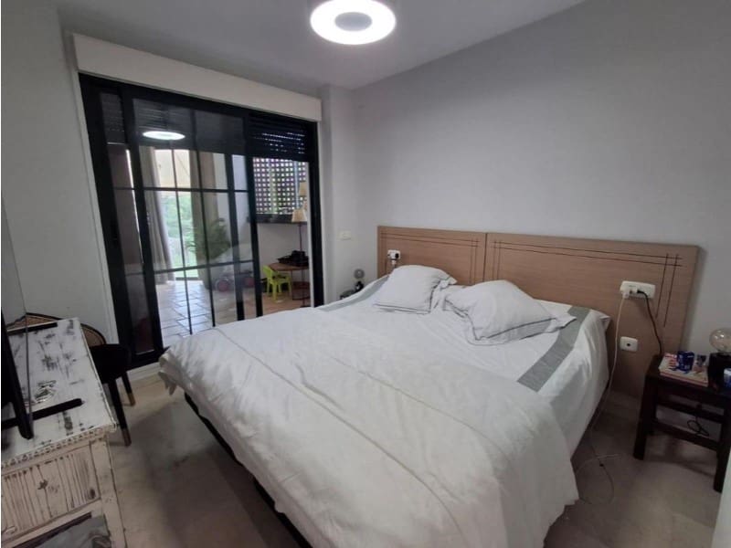 2 bedroom Apartment for sale in Finestrat with pool - € 437,000 (Ref: 9990666)