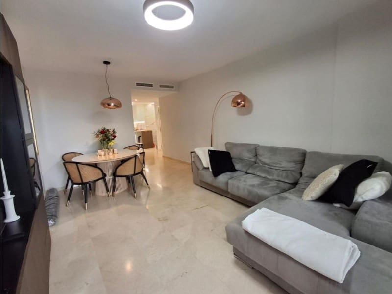 2 bedroom Apartment for sale in Finestrat with pool - € 437,000 (Ref: 9990666)