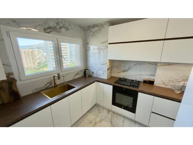 3 quarto Apartamento para venda em Playa Poniente, Benidorm com piscina - 520 000 € (Ref: 9990671)