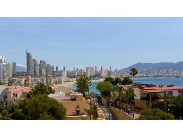 3 quarto Apartamento para venda em Playa Poniente, Benidorm com piscina - 520 000 € (Ref: 9990671)