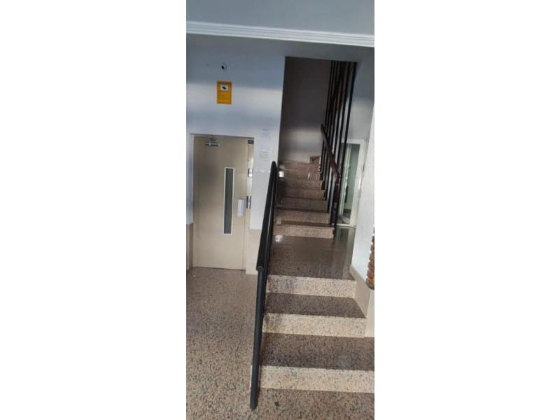 2 soveværelse Lejlighed til salg i Alicante by - € 280.000 (Ref: 9990673)