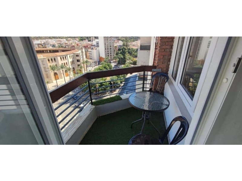 2 soveværelse Lejlighed til salg i Alicante by - € 280.000 (Ref: 9990673)