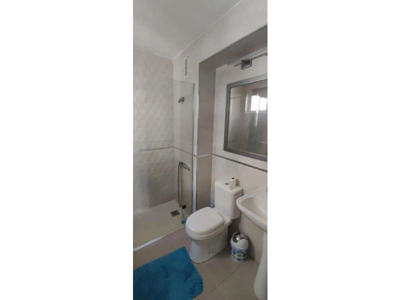 2 soveværelse Lejlighed til salg i Alicante by - € 280.000 (Ref: 9990673)