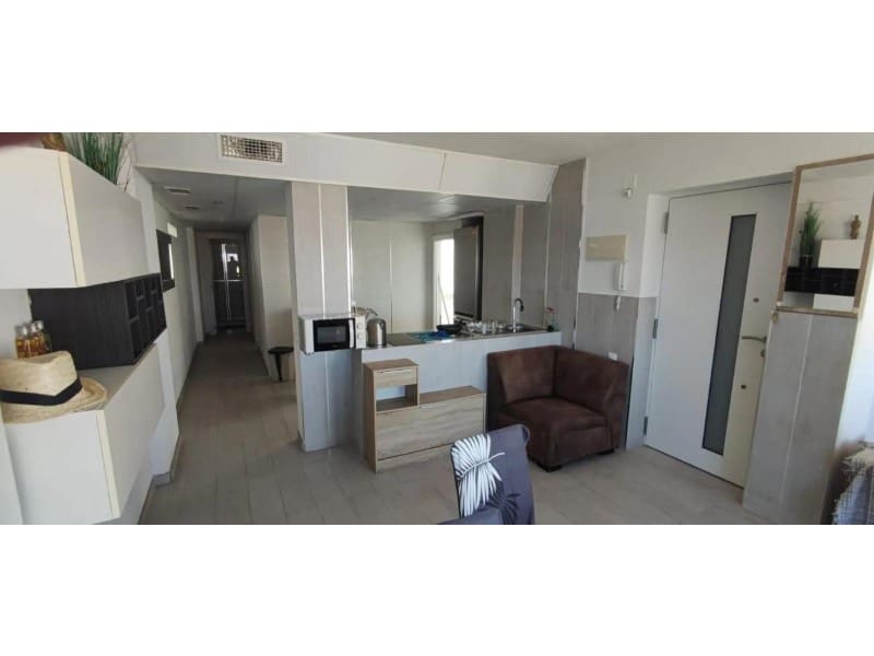 2 soveværelse Lejlighed til salg i Alicante by - € 280.000 (Ref: 9990673)