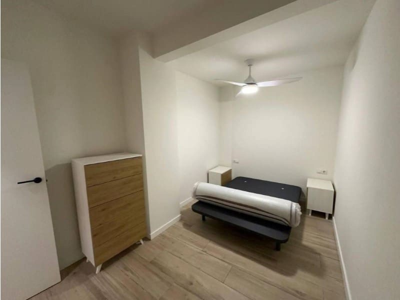 2 makuuhuone Huoneisto myytävänä paikassa Alicante kaupunki - 222 000 € (Ref: 9990680)