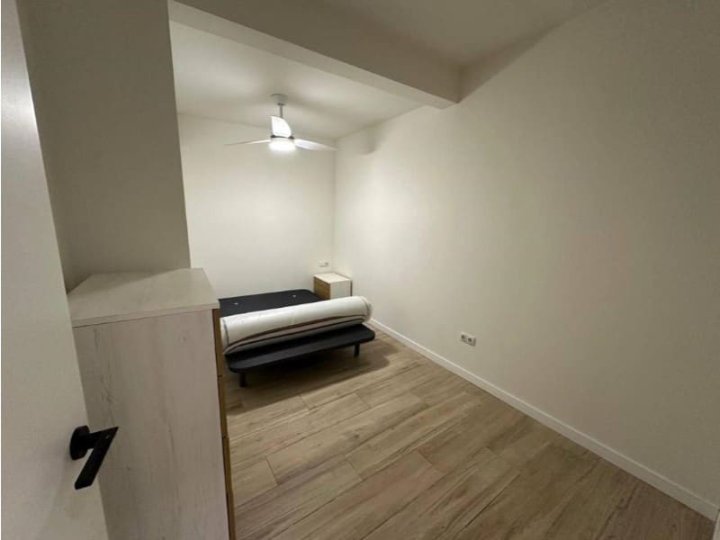 2 makuuhuone Huoneisto myytävänä paikassa Alicante kaupunki - 222 000 € (Ref: 9990680)