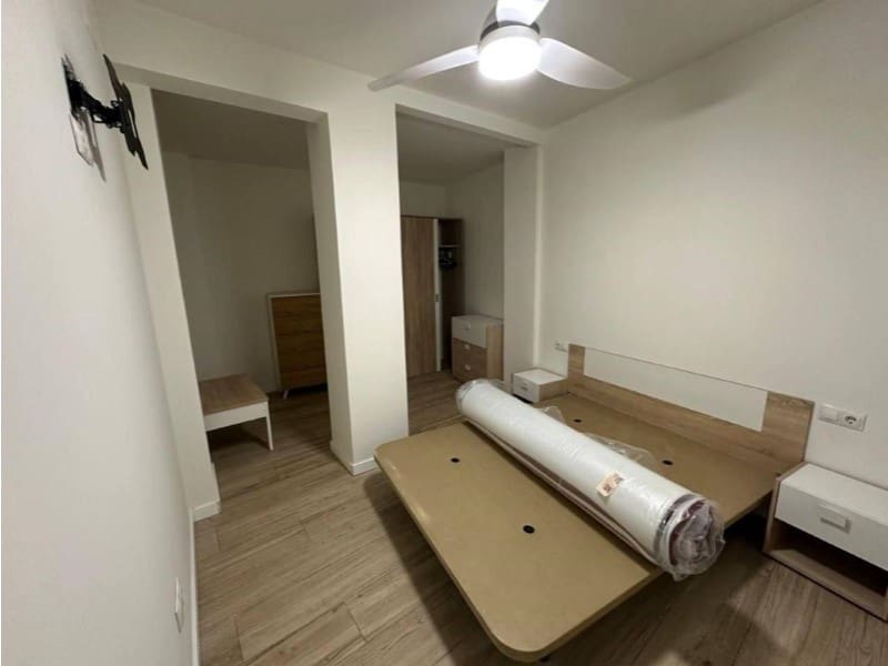 2 makuuhuone Huoneisto myytävänä paikassa Alicante kaupunki - 222 000 € (Ref: 9990680)