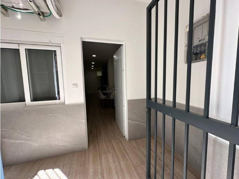2 makuuhuone Huoneisto myytävänä paikassa Alicante kaupunki - 222 000 € (Ref: 9990680)